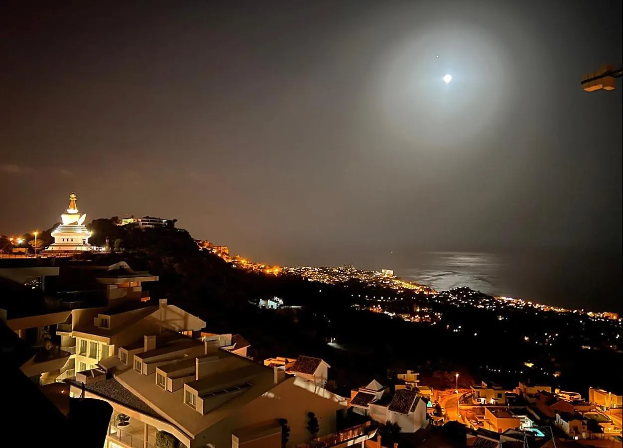 Stupa Hills V F34J - Luxury Sea View Duplex Apartment Benalmadena